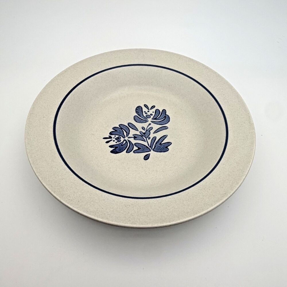 Pfaltzgraff Yorktowne Rimmed Soup Bowl 8 5/8" USA